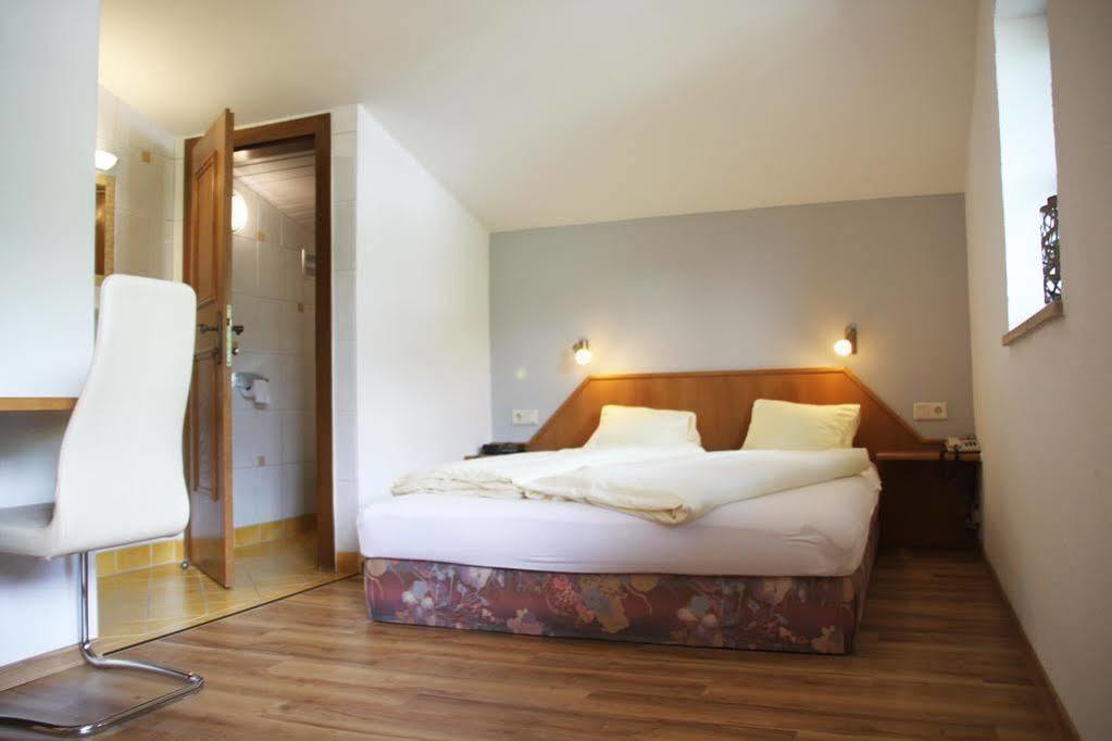 Haus Katharina, Summercard Included Kaprun Exteriér fotografie