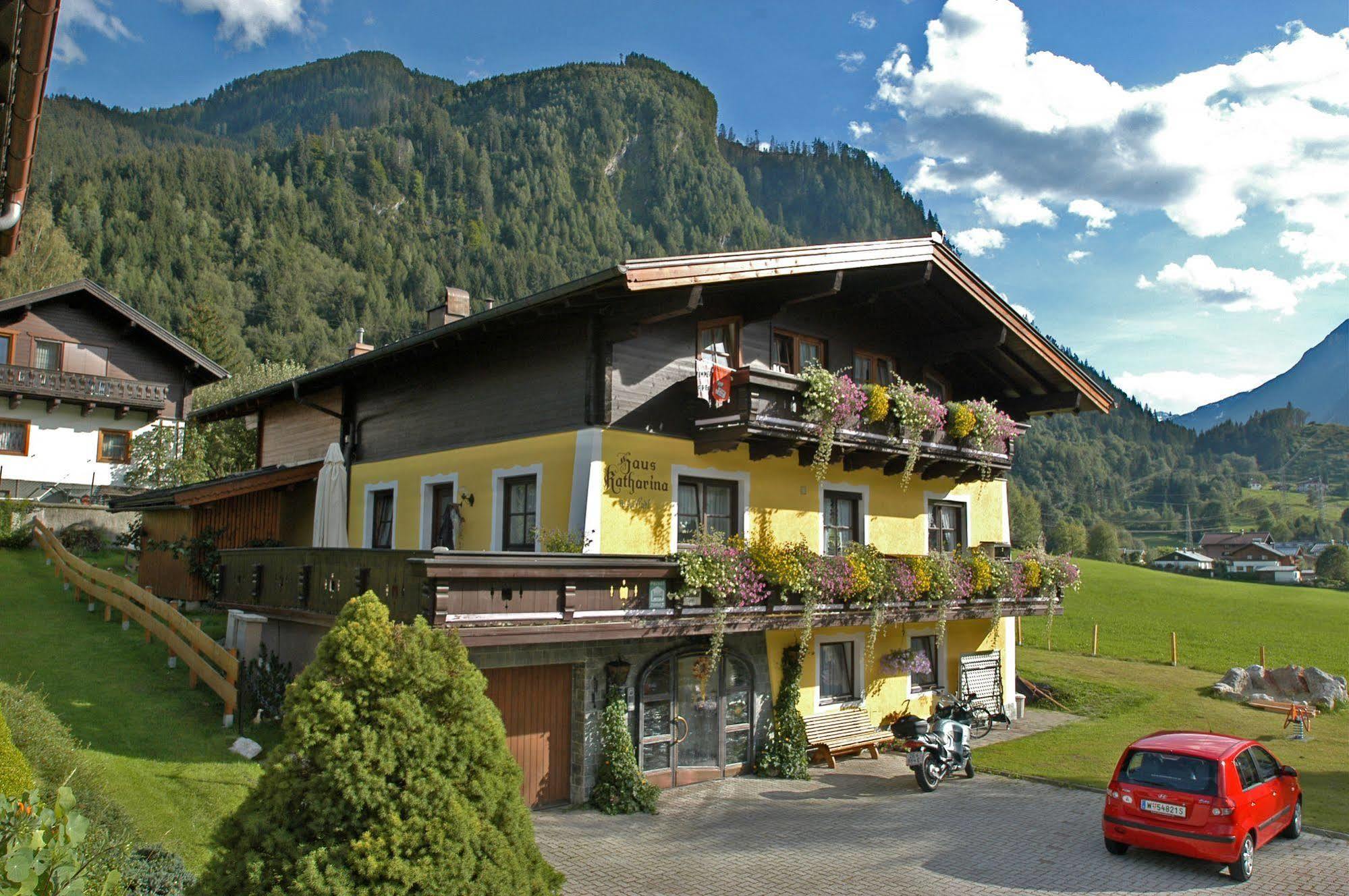 Haus Katharina, Summercard Included Kaprun Exteriér fotografie
